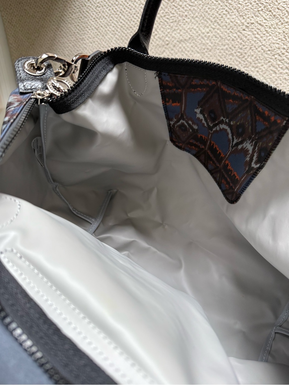 Longchamp Blue Brown Ikat Tote - Picture 9 of 9